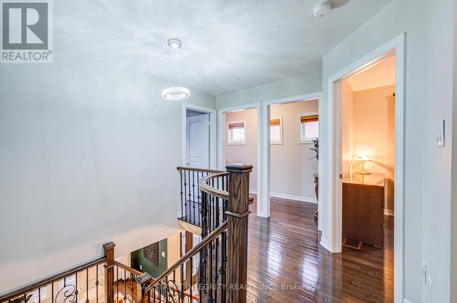 39 FORESTBROOK DRIVE Image 31