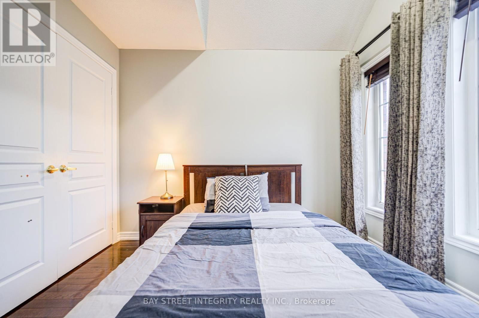 39 FORESTBROOK DRIVE Image 33