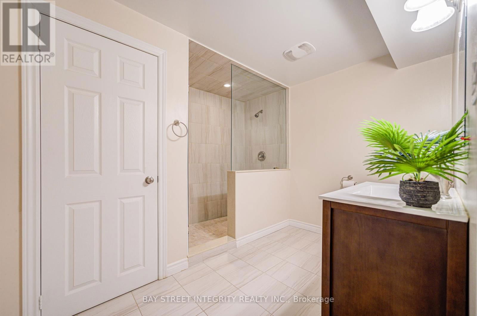 39 FORESTBROOK DRIVE Image 47