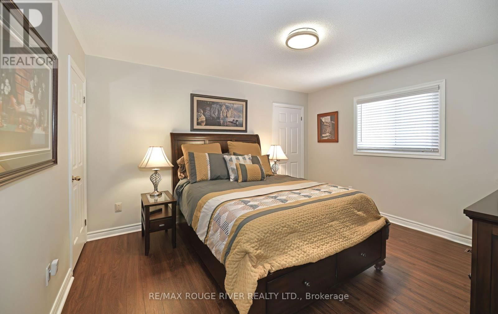 48 ENZO CRESCENT Image 14