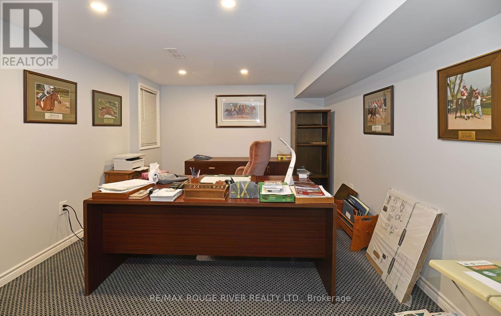 48 ENZO CRESCENT Image 19