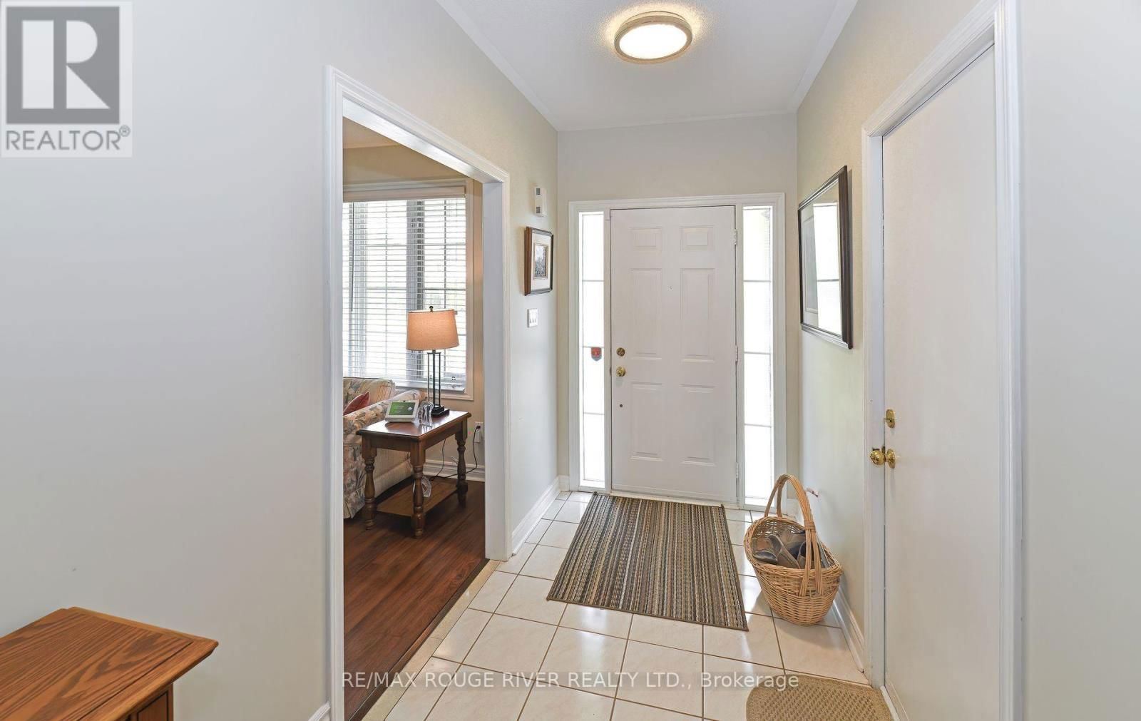 48 ENZO CRESCENT Image 2