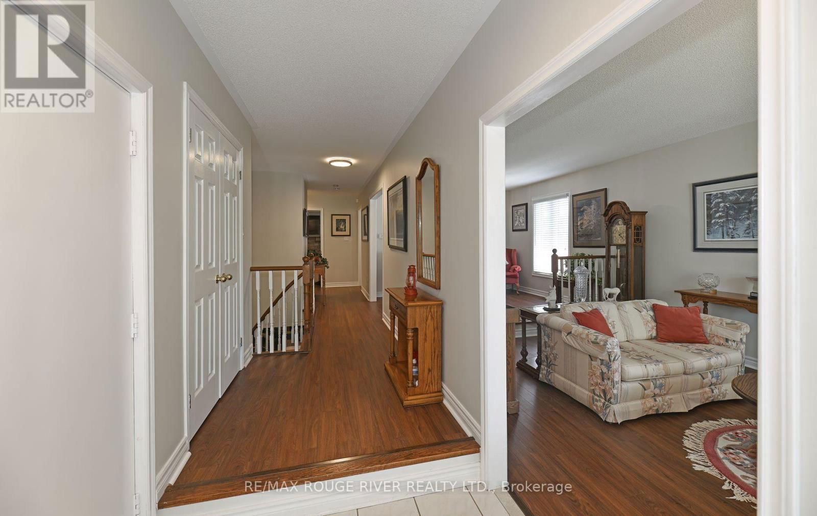 48 ENZO CRESCENT Image 3