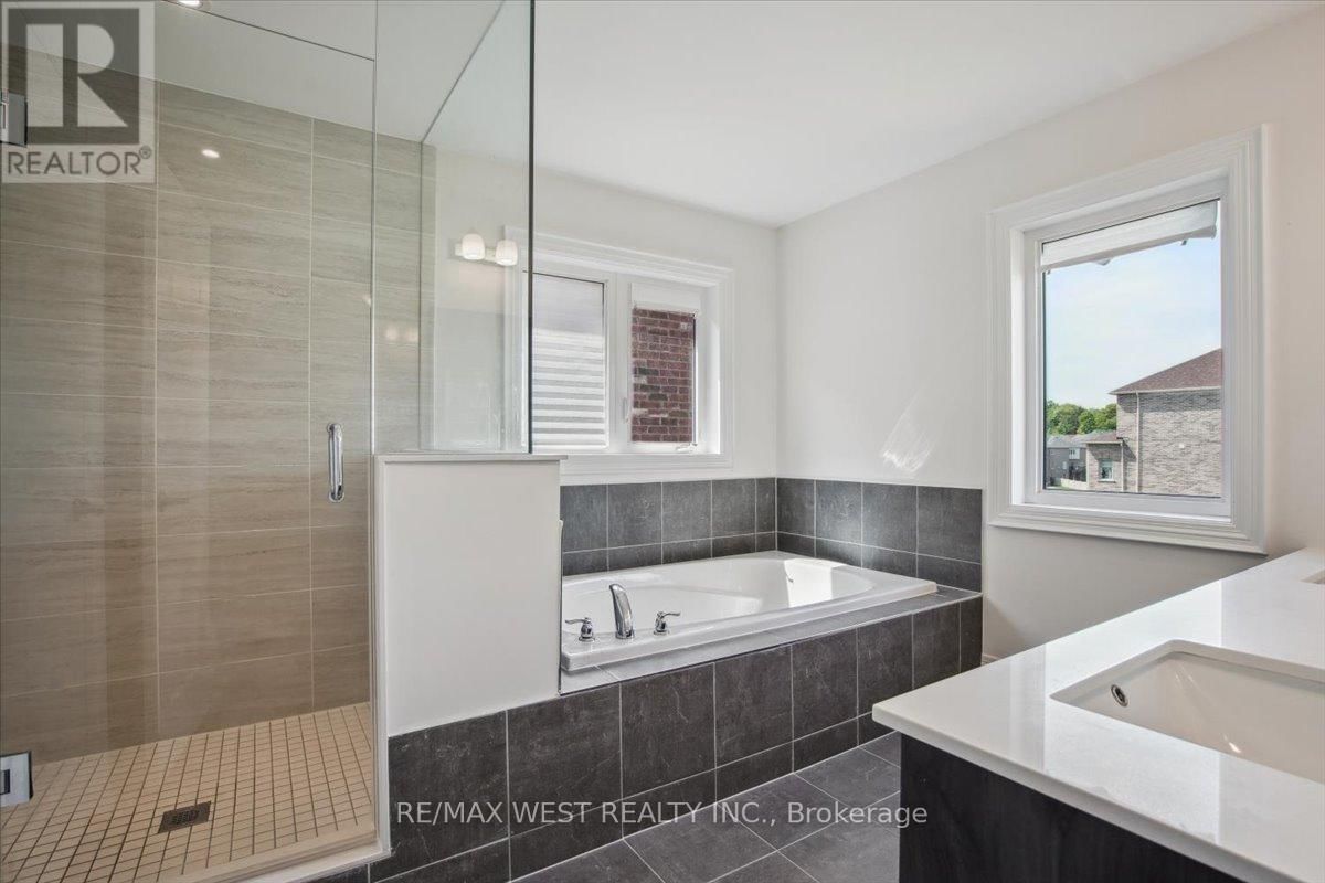 49 DEEPWOOD CRESCENT Image 6