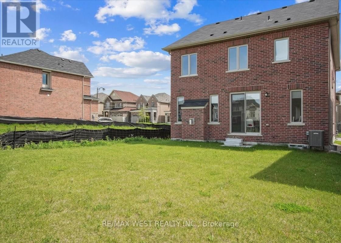 49 DEEPWOOD CRESCENT Image 8