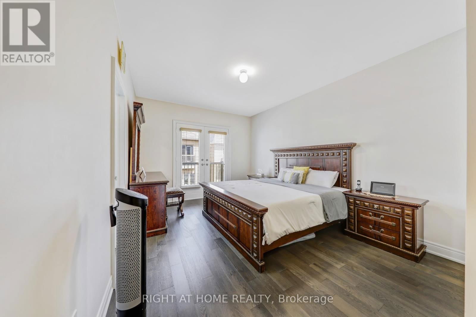 16 LASALLE LANE Image 35