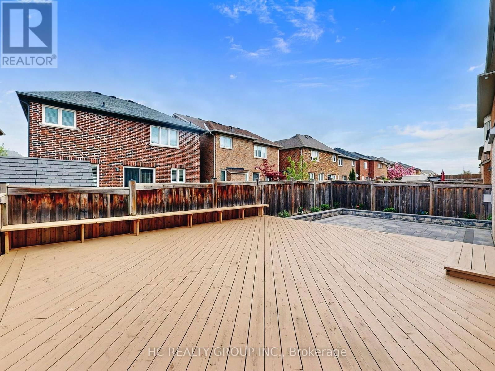 32 STONY HILL BOULEVARD Image 44