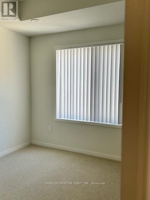 172 - 151 HONEYCRISP CRESCENT Image 4
