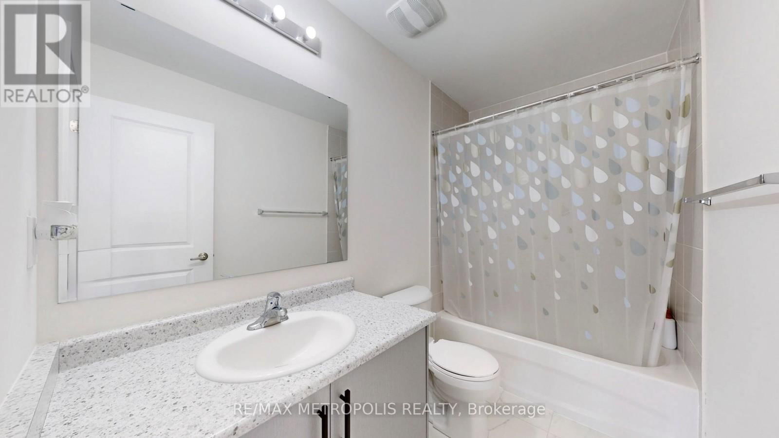 1315 DAVIS LOOP Image 38