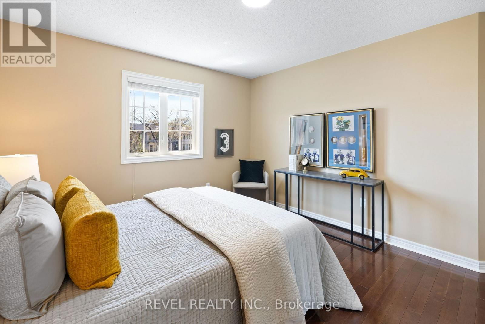 16 TERRANCE DRIVE Image 22