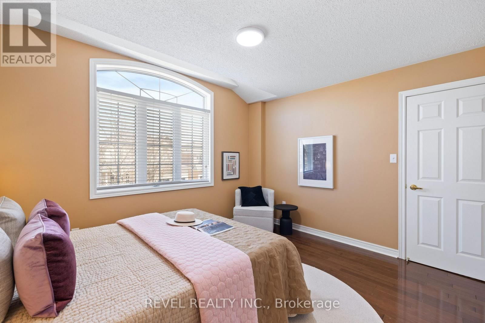 16 TERRANCE DRIVE Image 28