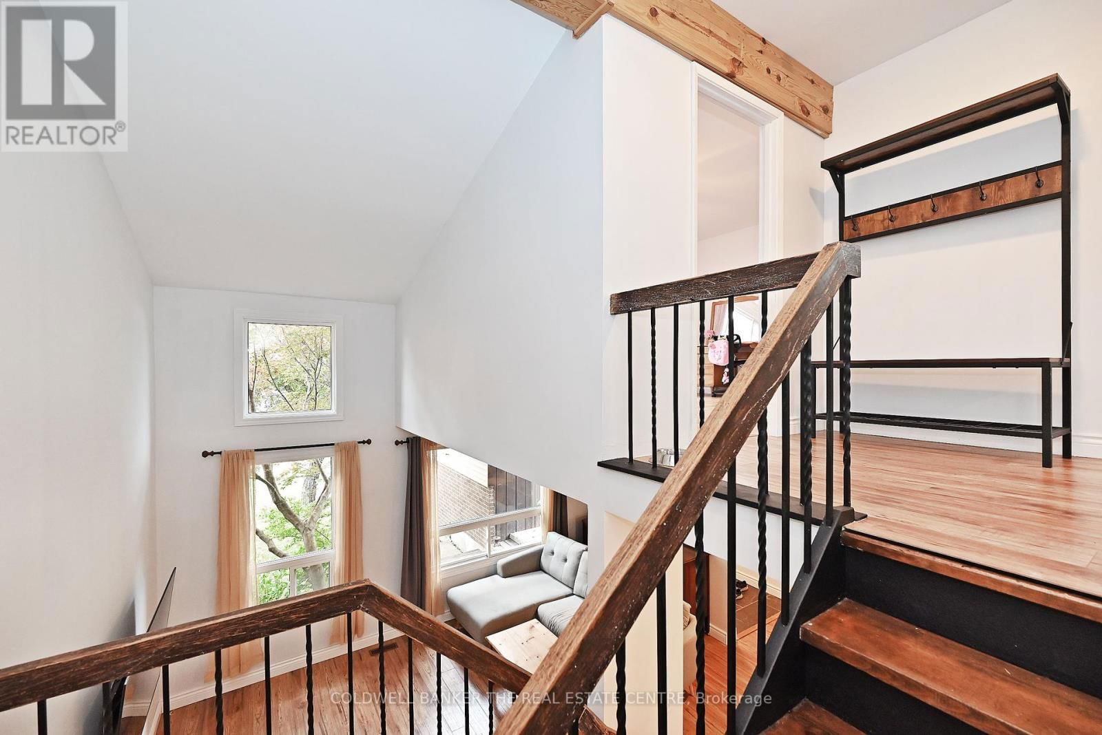 353 MAPLEGROVE AVENUE Image 11