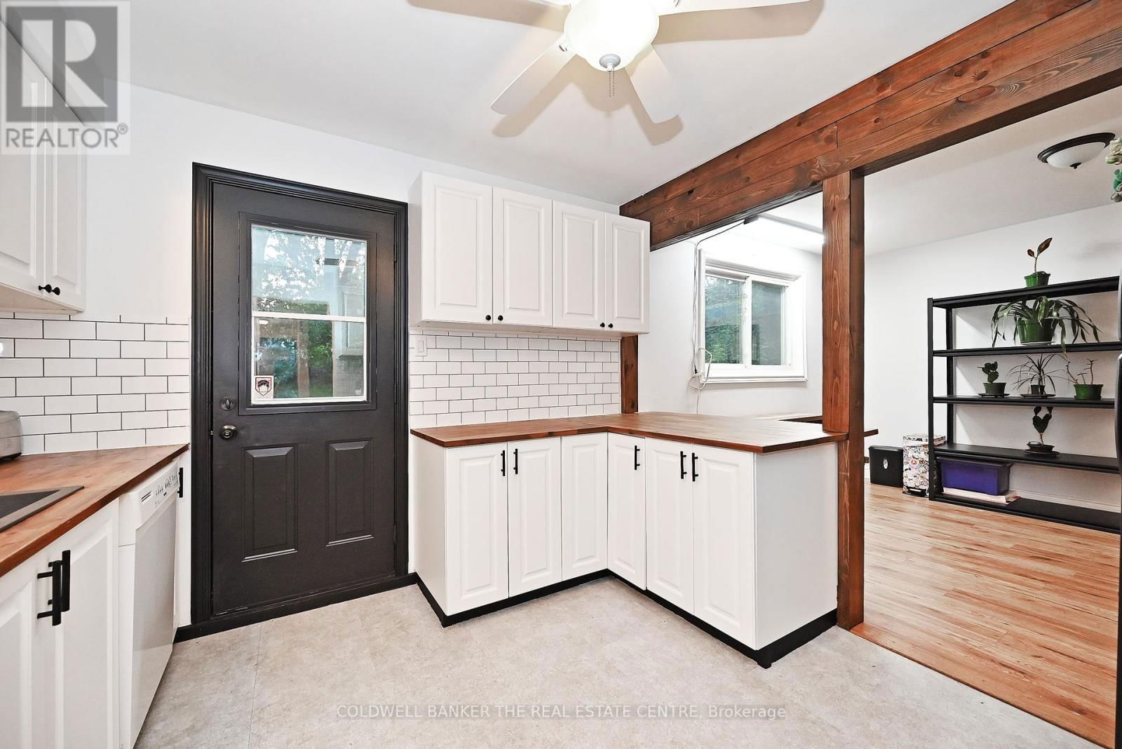 353 MAPLEGROVE AVENUE Image 13