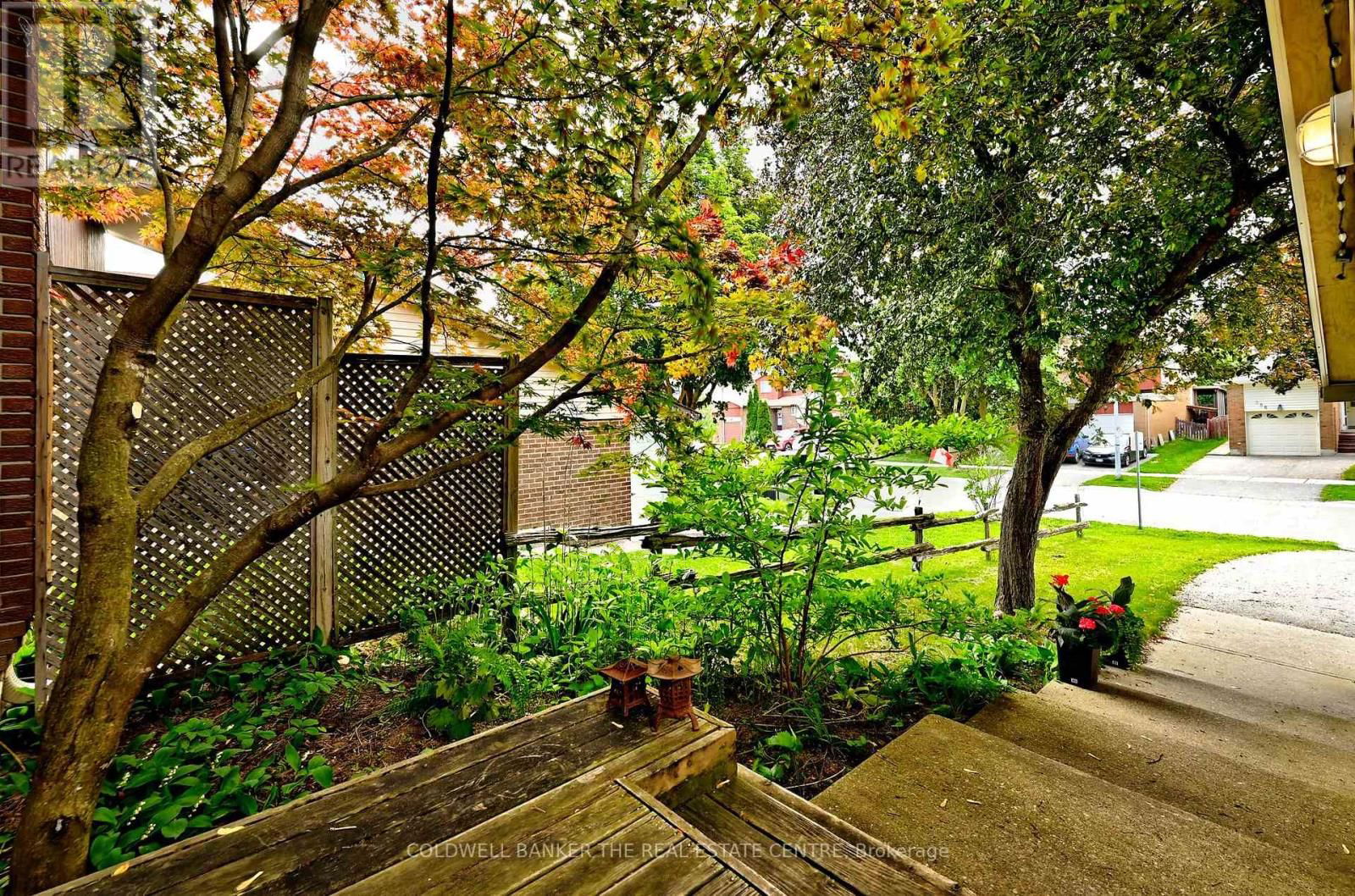 353 MAPLEGROVE AVENUE Image 6