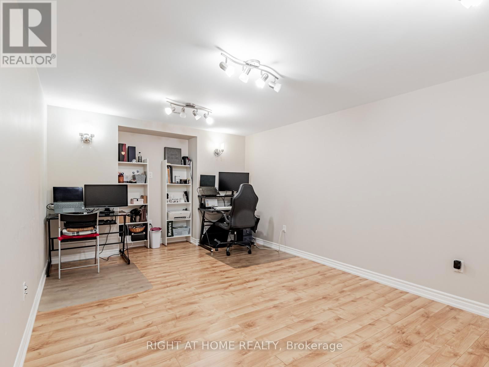 7 POINT O'WOODS DRIVE Image 33