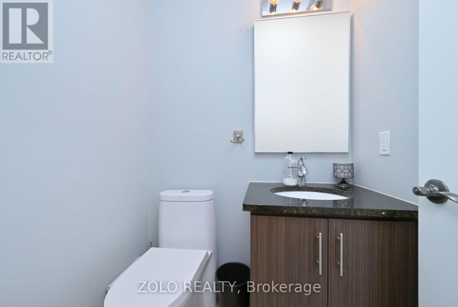 69 WALKER BOULEVARD Image 10