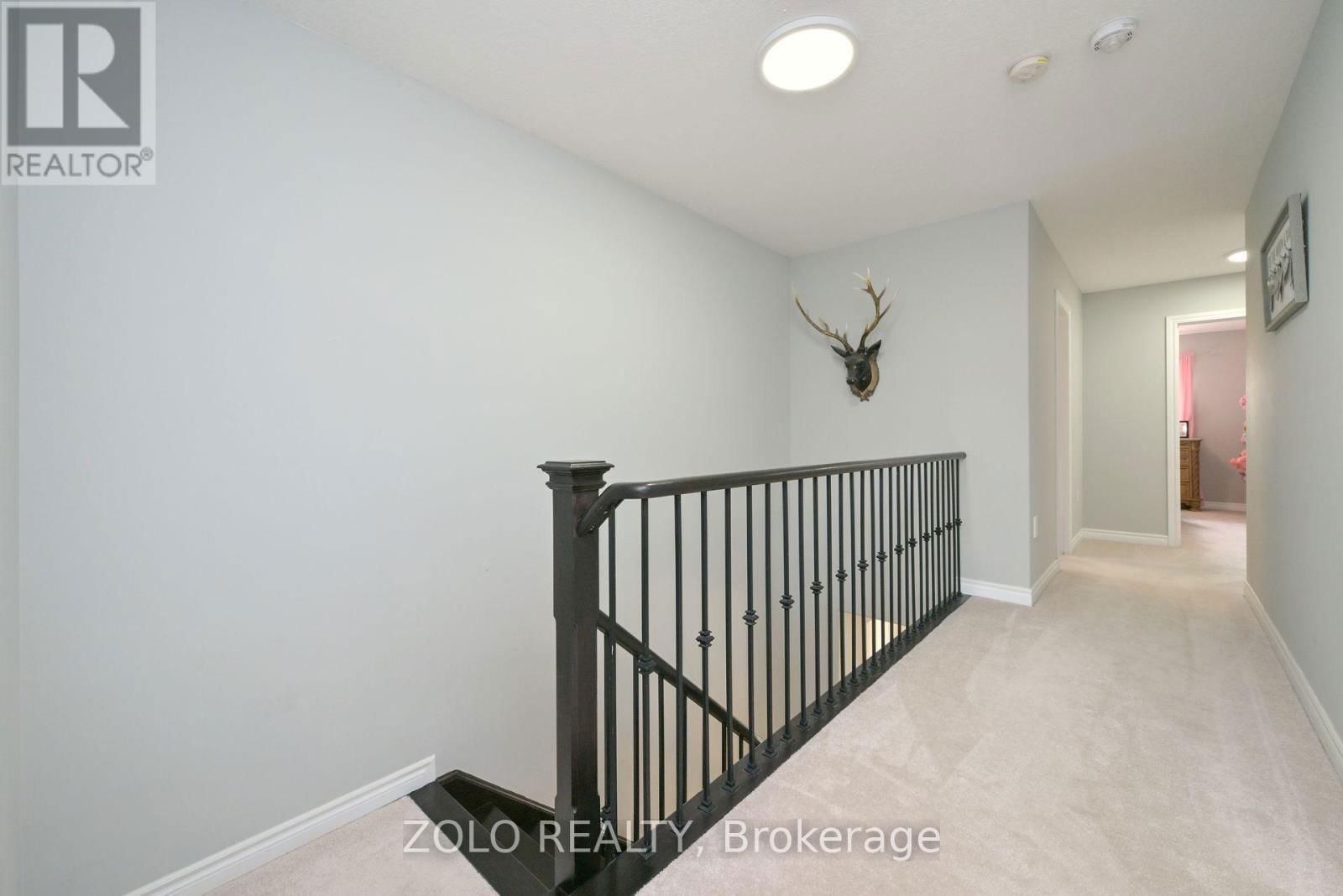 69 WALKER BOULEVARD Image 17