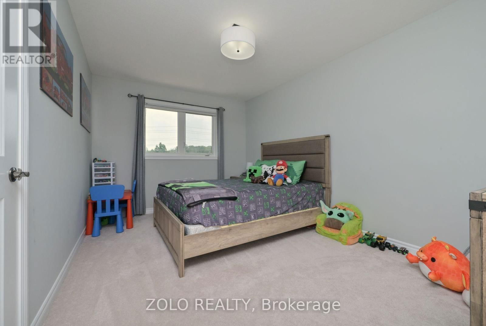 69 WALKER BOULEVARD Image 25