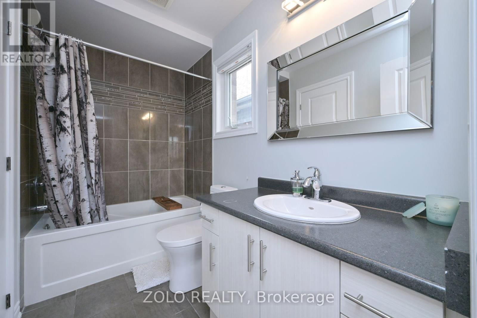 69 WALKER BOULEVARD Image 27