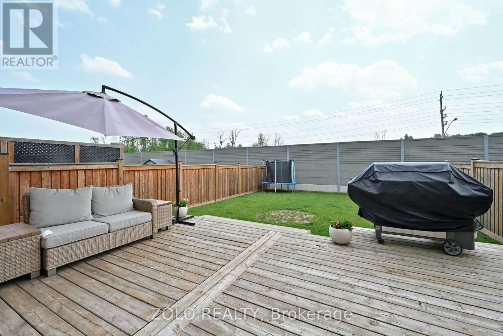 69 WALKER BOULEVARD Image 33