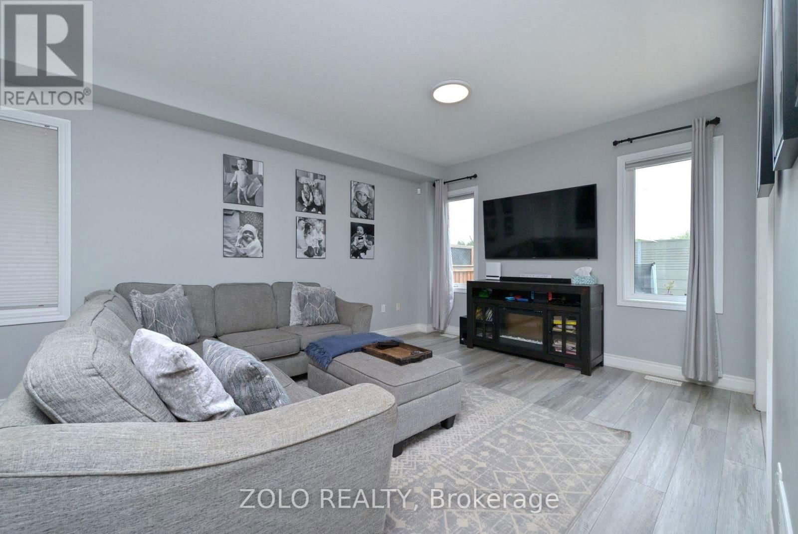 69 WALKER BOULEVARD Image 5