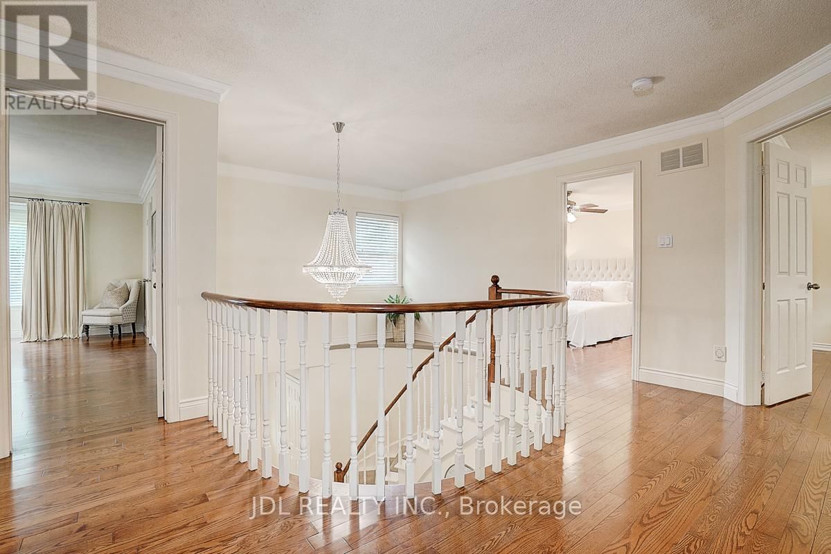 113 AITKEN CIRCLE Image 24