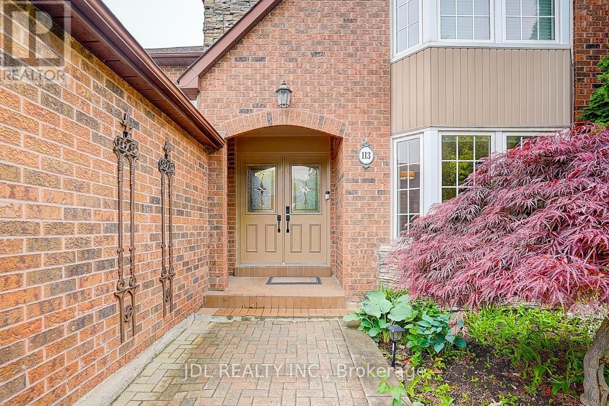 113 AITKEN CIRCLE Image 3