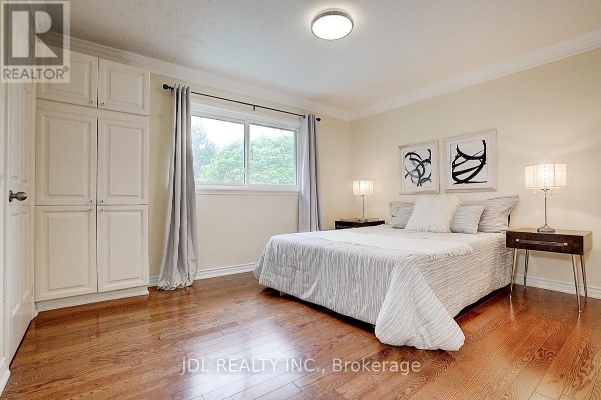 113 AITKEN CIRCLE Image 31