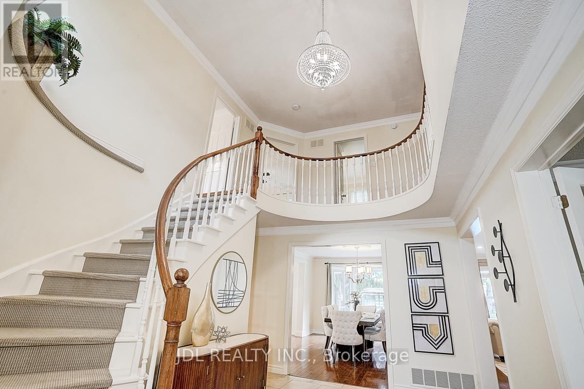 113 AITKEN CIRCLE Image 5