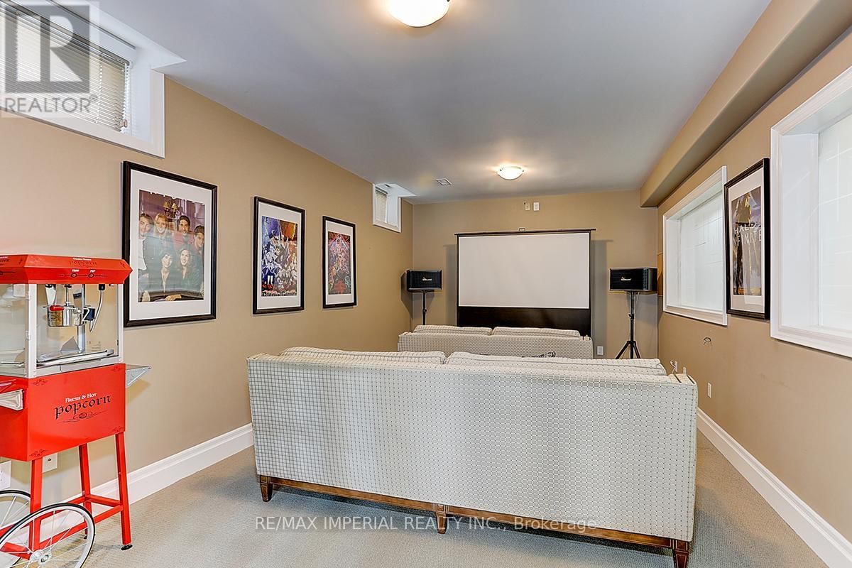 39 FIORELLO COURT Image 33