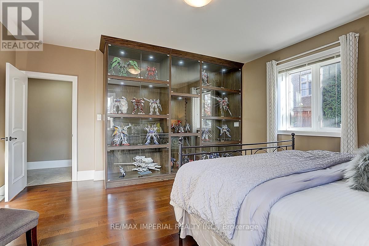 39 FIORELLO COURT Image 40