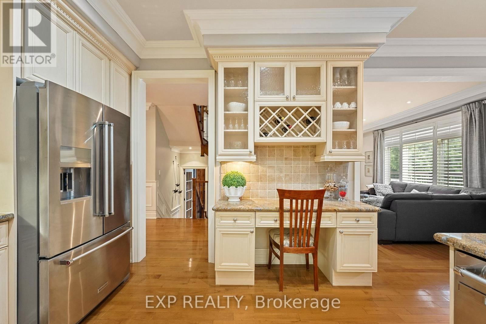 112 TYLER STREET Image 23