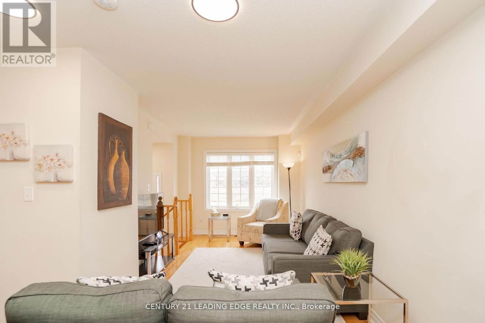 488 RIVERLANDS AVENUE Image 10