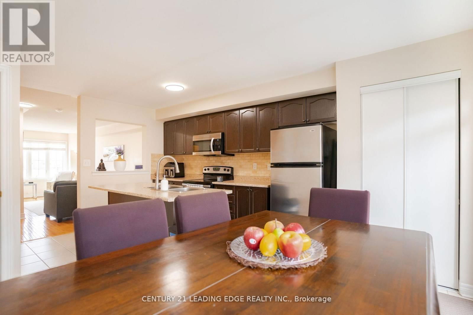 488 RIVERLANDS AVENUE Image 17