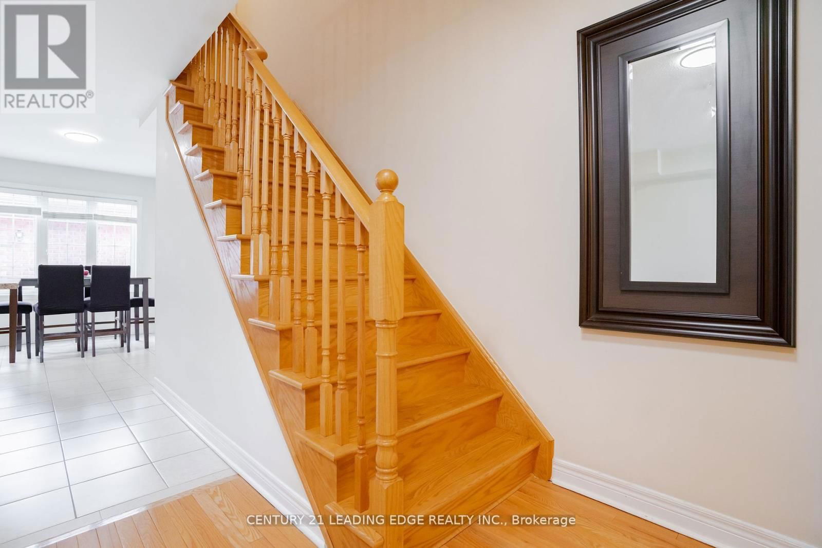 488 RIVERLANDS AVENUE Image 19