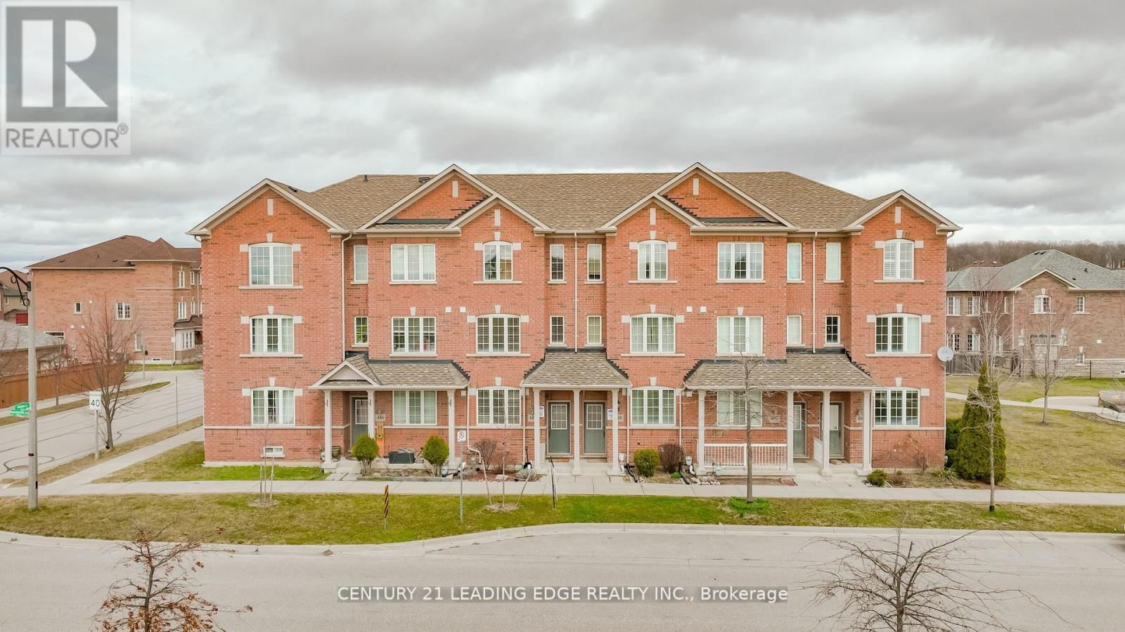 488 RIVERLANDS AVENUE Image 41