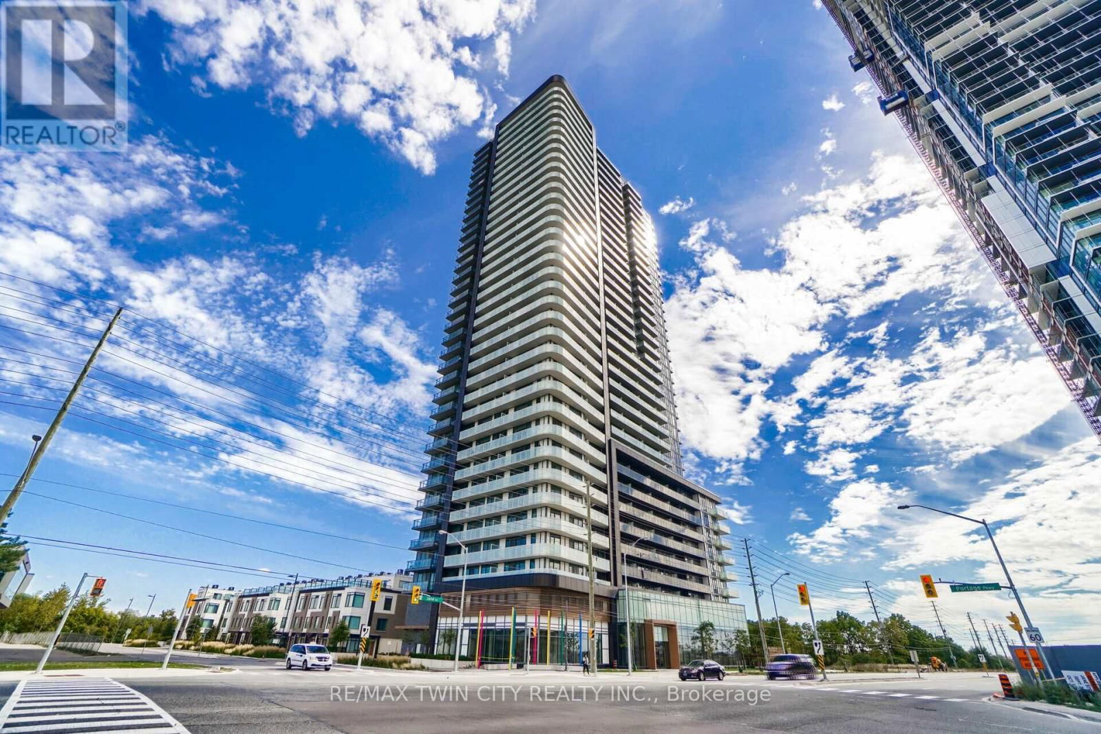 3501 - 7895 JANE STREET Image 1