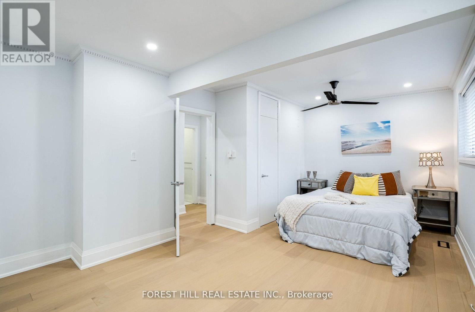 1 WILLIS DRIVE Image 15