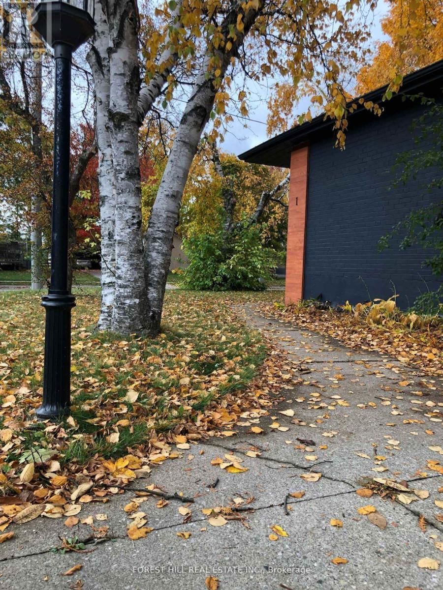 1 WILLIS DRIVE Image 29