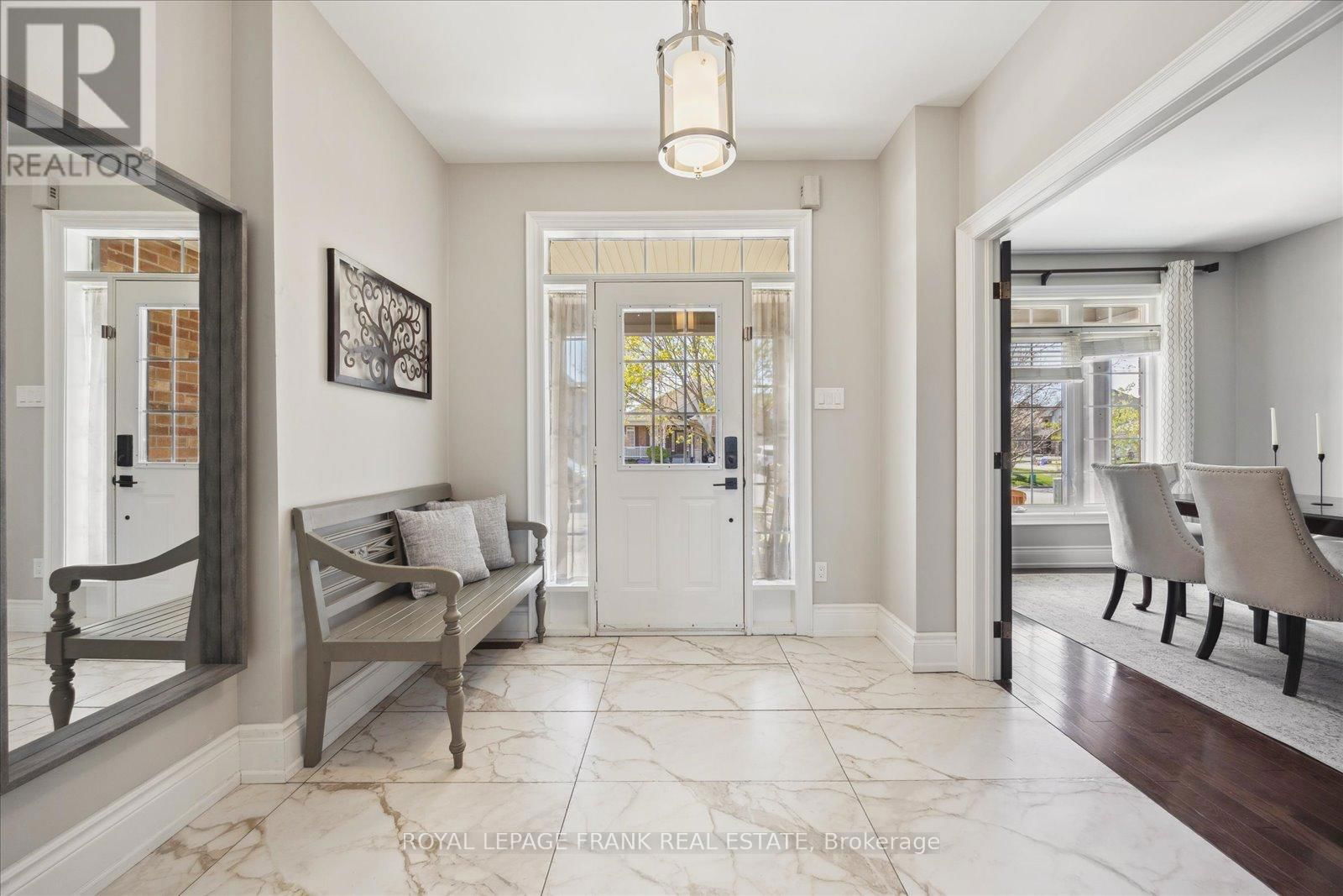 21 BROWNSCOMBE CRESCENT Image 3