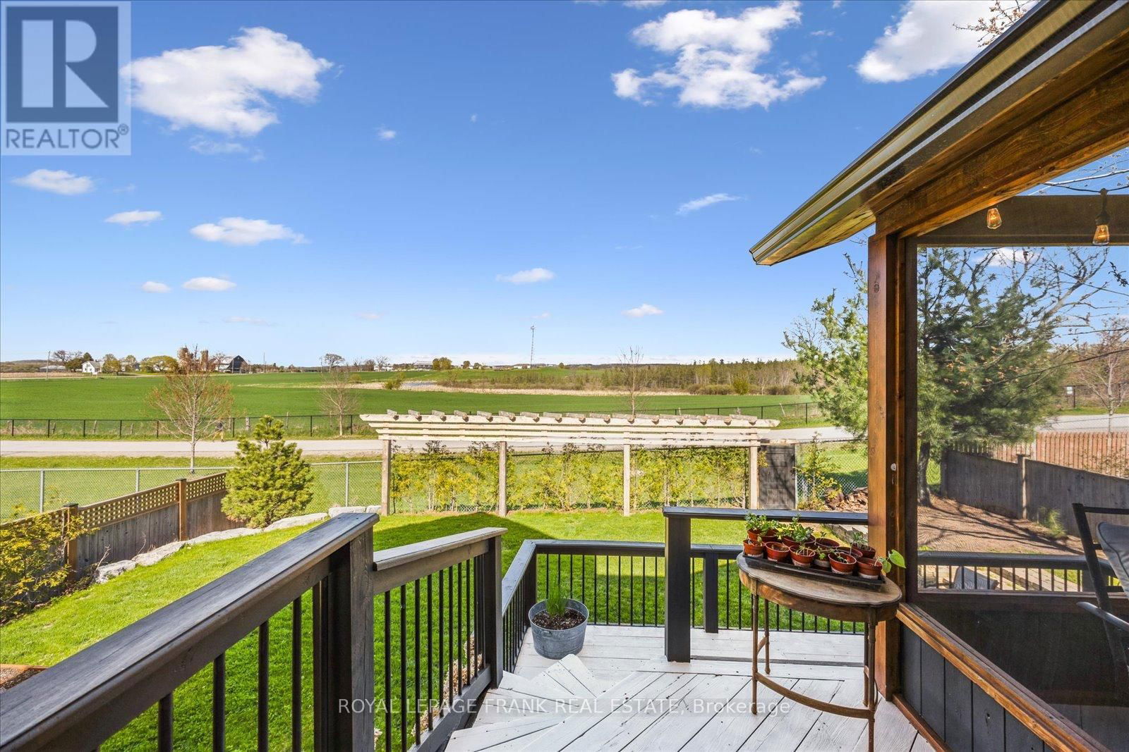 21 BROWNSCOMBE CRESCENT Image 36