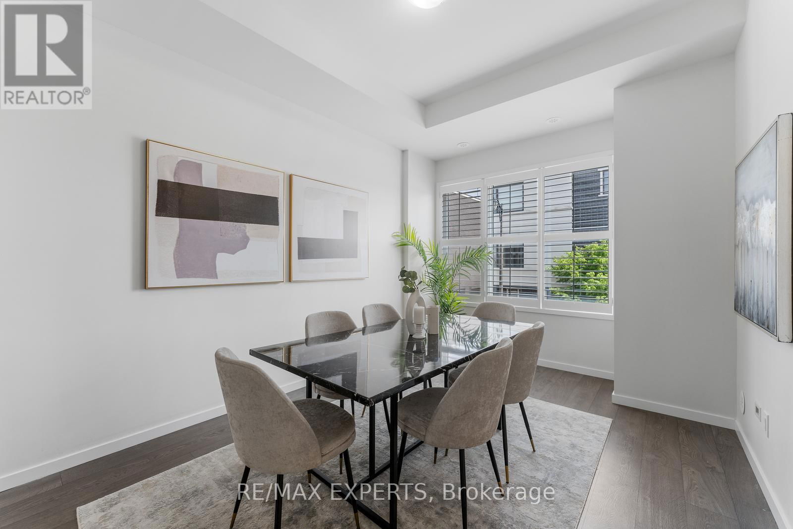172 SYDNEY CIRCLE Image 4