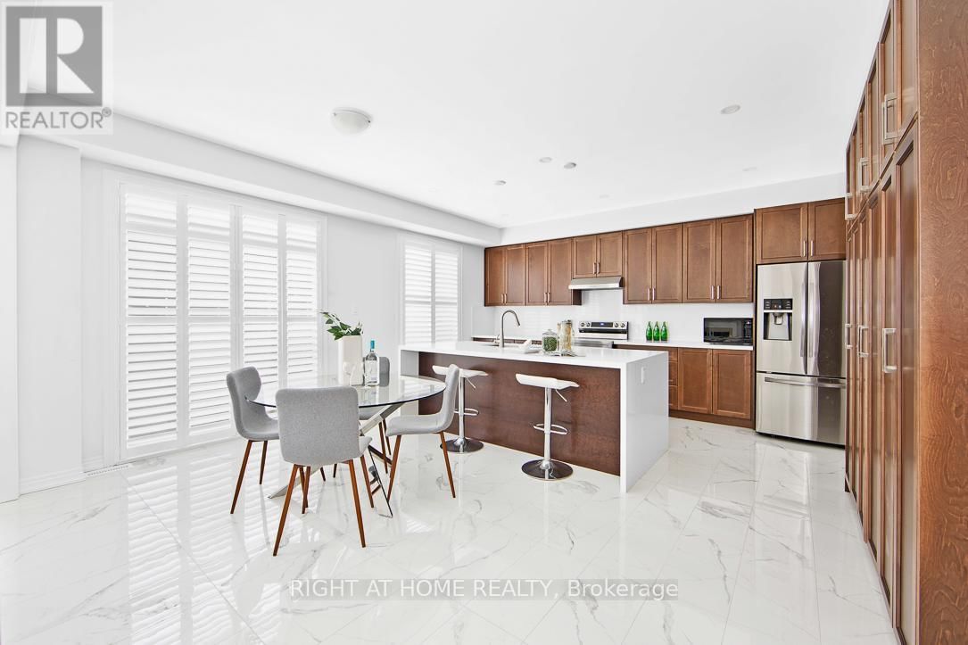 46 FREDERICK TAYLOR WAY Image 12
