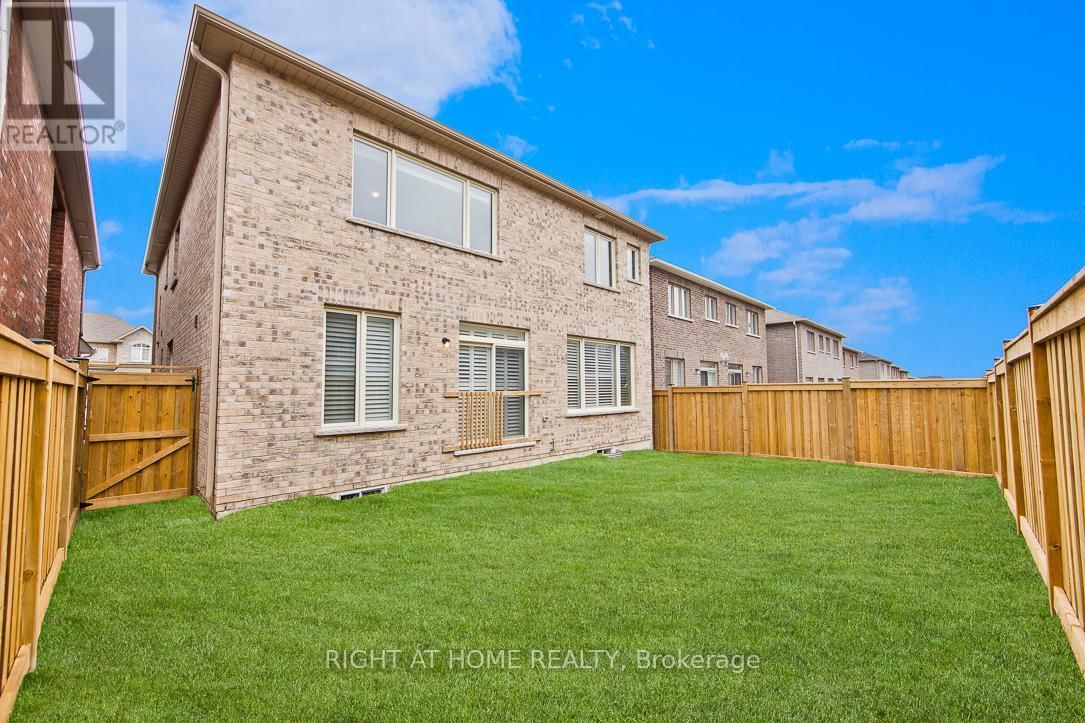 46 FREDERICK TAYLOR WAY Image 25