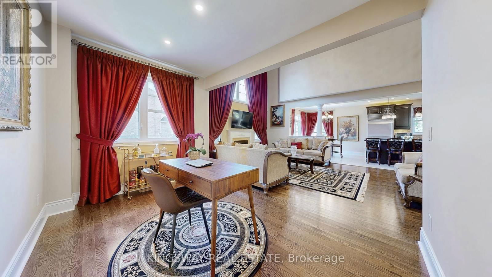 84 WILLIAM BOWES BOULEVARD Image 12
