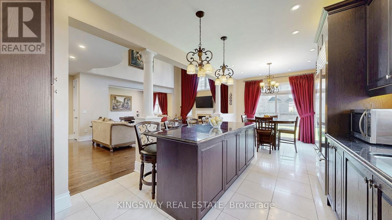 84 WILLIAM BOWES BOULEVARD Image 14