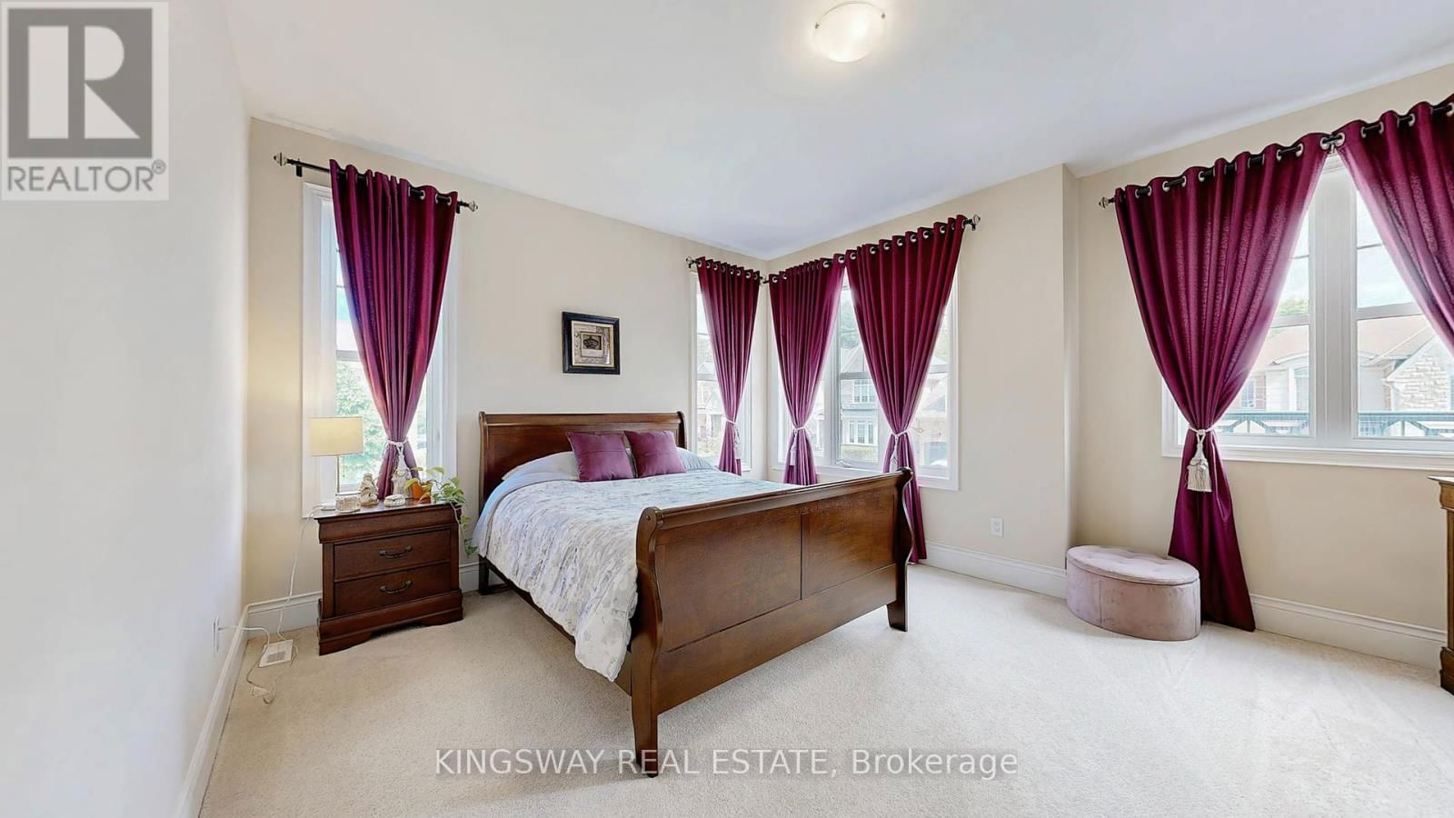 84 WILLIAM BOWES BOULEVARD Image 31