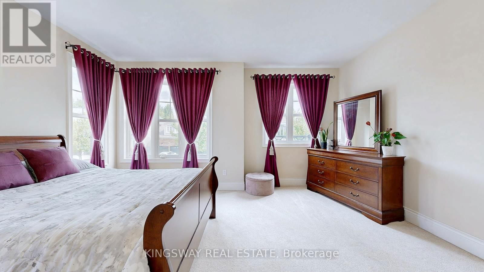 84 WILLIAM BOWES BOULEVARD Image 32