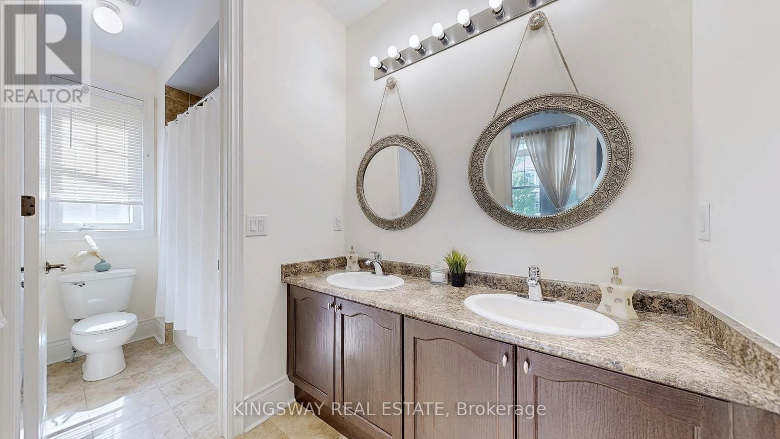 84 WILLIAM BOWES BOULEVARD Image 37