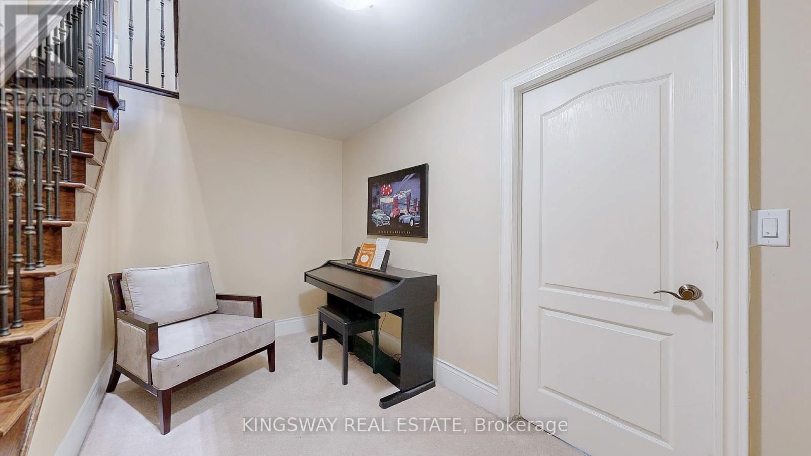 84 WILLIAM BOWES BOULEVARD Image 38